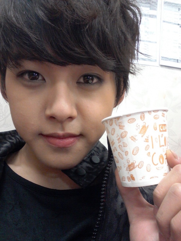 U-Kiss’s Dongho Gets Rejected by Taxi Driver and Rides the Bus