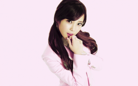 IU Joins Twitter