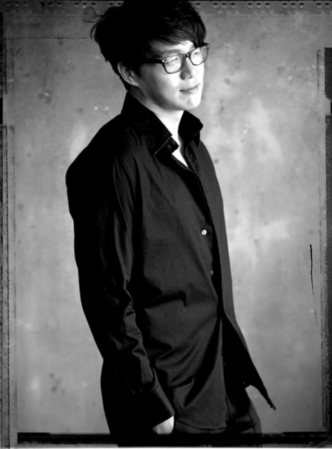 Sung Shi Kyung: “Disrespecting Yoon Jong Shin? I feel wronged and upset”