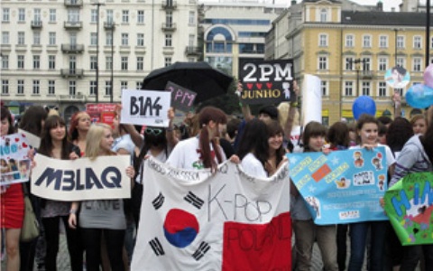 A K-Pop World Cup? K-Pop Contests Held All Over the World