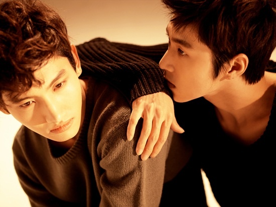 DBSK Weaves Special Messages in Japanese Album "TONE"