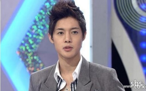 Kim Hyun Joong Earned $100K Working Part-time Before Debut!