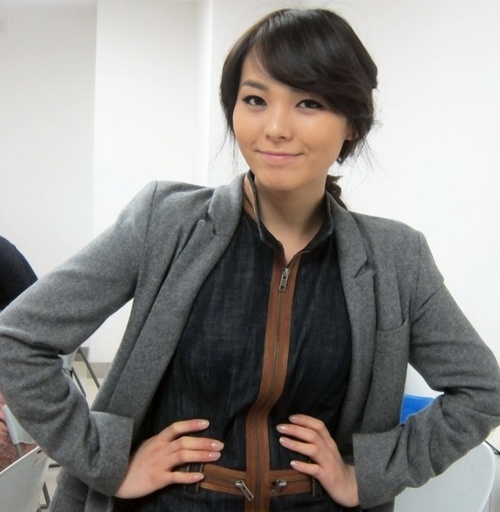 Wonder Girls Sunye Participates in Volunteer Charity Event for Naver