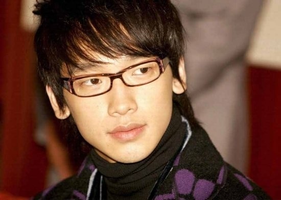 Rain Shows Off “Haughty” Jang Gooni